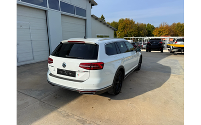 VW Alltrack 2.0tdi 150k.c* 4x4* Digital* Panorama* Highline* - автомобили, коли, обяви за нови и употребявани 13