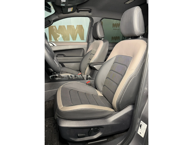 VW Amarok 3.0 TDI 4Motion* Aventura* Harman/Kardon - автомобили, коли, обяви за нови и употребявани 7