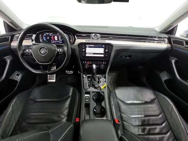 VW Arteon 2.0 Tdi Prestige 4Motion - автомобили, коли, обяви за нови и употребявани 6