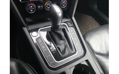 VW Arteon 2.0 Tdi Prestige 4Motion - автомобили, коли, обяви за нови и употребявани 8