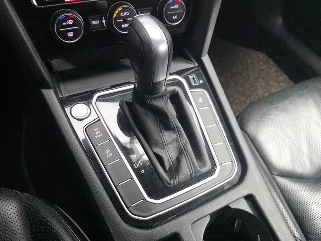 VW Arteon 2.0 Tdi Prestige 4Motion - автомобили, коли, обяви за нови и употребявани 8