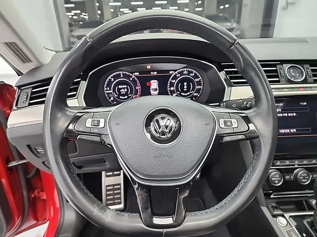 VW Arteon 2.0 TDI Prestige - автомобили, коли, обяви за нови и употребявани 8