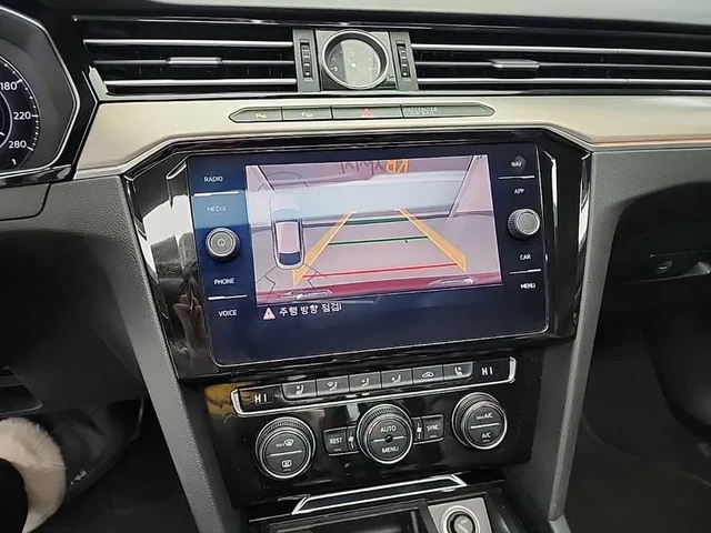 VW Arteon 2.0 TDI Prestige - автомобили, коли, обяви за нови и употребявани 9