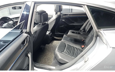 VW Arteon PRESTIGE* ОБДУХВАНЕ* ПАМЕТ* 360* 4 ПОДГРЕВА* ПАНО - автомобили, коли, обяви за нови и употребявани 6