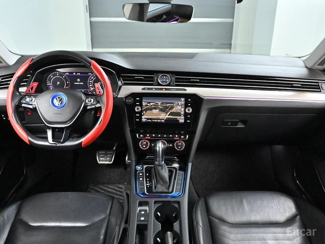 VW Arteon ПАМЕТ* DIGITAL* КАМЕРА* ПЕРА* ПОДГРЕВ* ПАНОРАМА - автомобили, коли, обяви за нови и употребявани 4