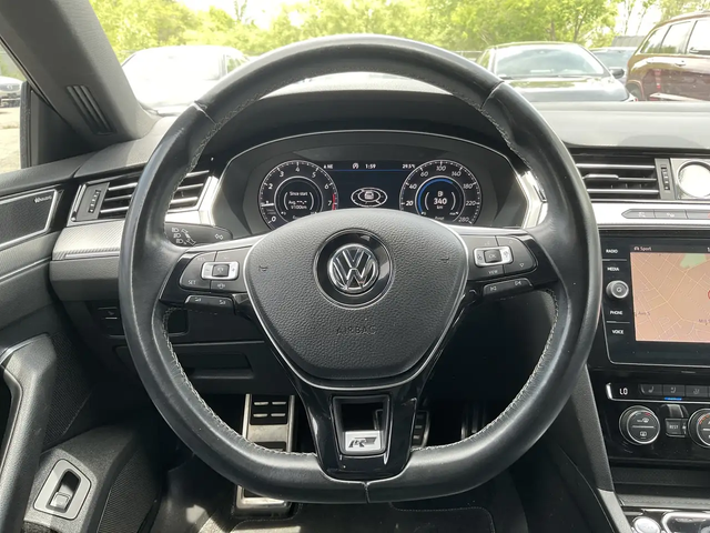 VW Arteon 4Motion SEL w/ R-Line - LTHR! NAV! BACK-UP CAM! BSM! SUNROOF! All Wheel Drive - автомобили, коли, обяви за нови и употребявани 17