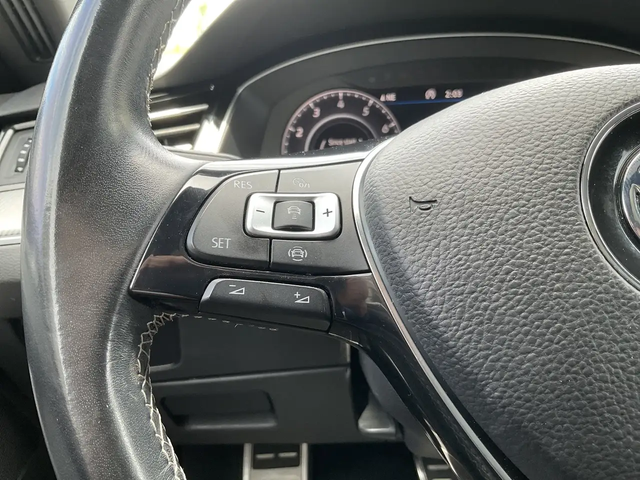 VW Arteon 4Motion SEL w/ R-Line - LTHR! NAV! BACK-UP CAM! BSM! SUNROOF! All Wheel Drive - автомобили, коли, обяви за нови и употребявани 18