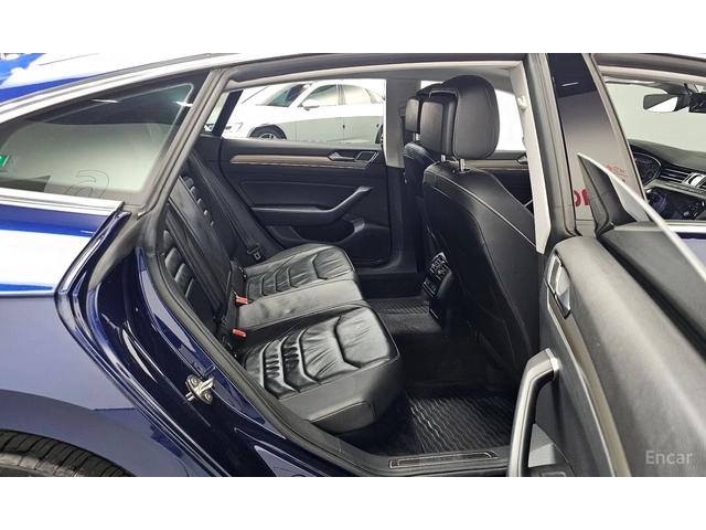VW Arteon 2.0 TDI* PRESTIGE* МАСАЖ* ОБДУХ* БЕЗ ИНЦИДЕНТИ - автомобили, коли, обяви за нови и употребявани 15