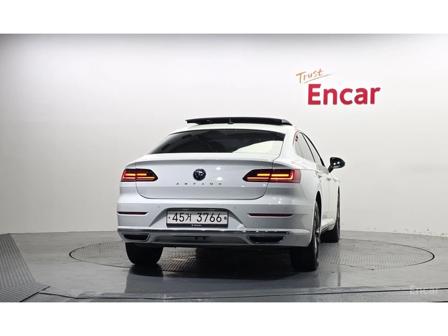 VW Arteon 2.0 TDI* PRESTIGE* МАСАЖ* 360* ОБДУХ* КРАЙНА ЦЕНА - автомобили, коли, обяви за нови и употребявани 2