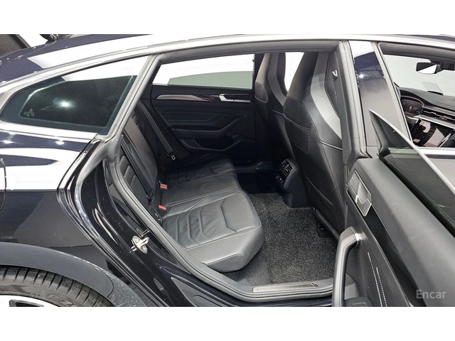VW Arteon 2.0 TDI* 4MOTION* R LINE* НОВИ ГУМИ* КРАЙНА ЦЕНА - автомобили, коли, обяви за нови и употребявани 14
