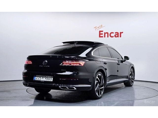 VW Arteon 2.0 TDI* 4MOTION* R LINE* НОВИ ГУМИ* КРАЙНА ЦЕНА - автомобили, коли, обяви за нови и употребявани 3