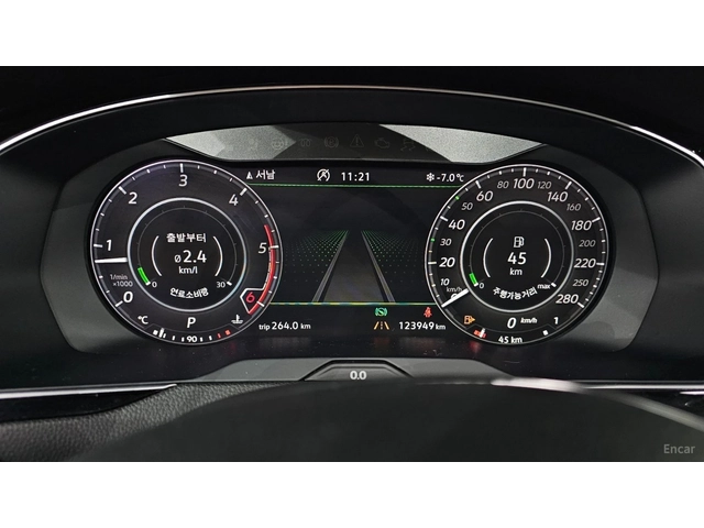 VW Arteon Prestige* 2.0TDI* ПОДГРЕВ* ОБДУХ* 360* МАСАЖИ* HUD - автомобили, коли, обяви за нови и употребявани 6