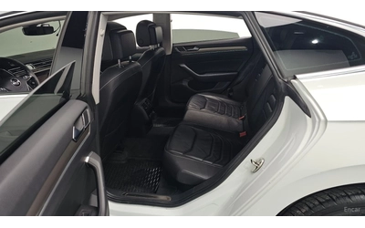 VW Arteon Prestige* 2.0TDI* ПОДГРЕВ* ОБДУХ* 360* МАСАЖИ* HUD - автомобили, коли, обяви за нови и употребявани 9