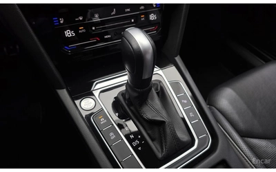 VW Arteon 2.0 TDI Prestige* DISTRONIC* 360* ХЕДЪП* ПАНОРАМА* - автомобили, коли, обяви за нови и употребявани 13