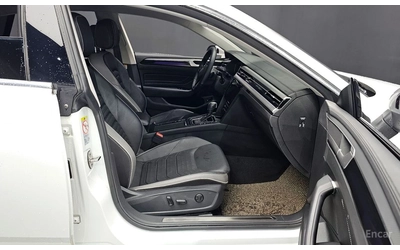 VW Arteon 2.0 TDI Prestige* DISTRONIC* МАСАЖ* 360* ХЕДЪП* - автомобили, коли, обяви за нови и употребявани 6