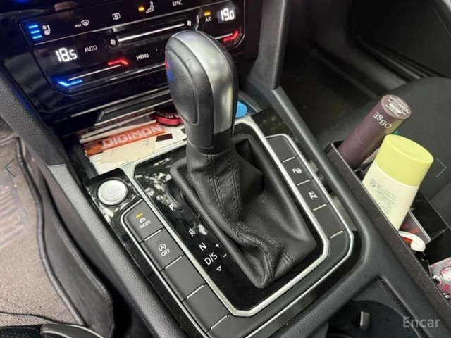 VW Arteon 2.0 TDI Prestige* МАСАЖ* 360* ХЕДЪП* ПАНОРАМА* - автомобили, коли, обяви за нови и употребявани 11