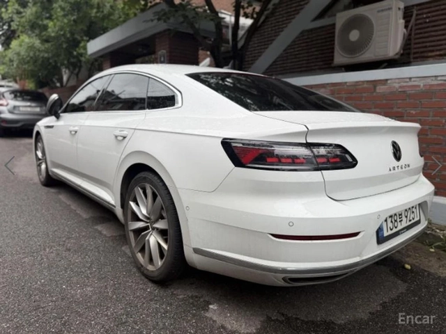 VW Arteon 2.0 TDI Prestige* МАСАЖ* 360* ХЕДЪП* ПАНОРАМА* - автомобили, коли, обяви за нови и употребявани 5