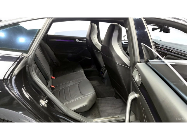 VW Arteon 2.0 TDI R-Line 4Motion - автомобили, коли, обяви за нови и употребявани 8