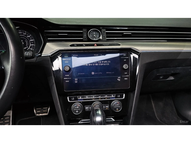 VW Arteon 2.0TDI PREMIUM* КОЖА* ОБДУХВ* ПАНО* МАСАЖИ - автомобили, коли, обяви за нови и употребявани 11