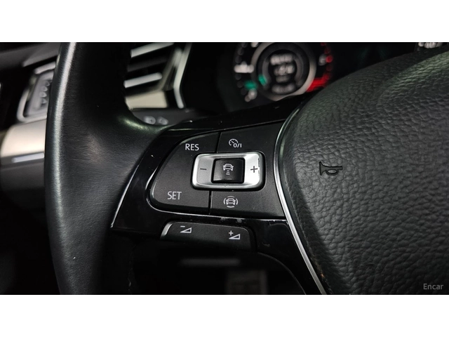 VW Arteon 2.0TDI PREMIUM* КОЖА* ОБДУХВ* ПАНО* МАСАЖИ - автомобили, коли, обяви за нови и употребявани 14
