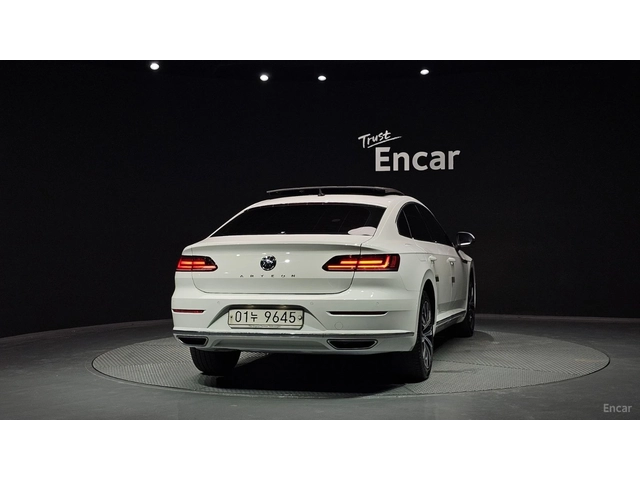 VW Arteon 2.0TDI PREMIUM* КОЖА* ОБДУХВ* ПАНО* МАСАЖИ - автомобили, коли, обяви за нови и употребявани 3