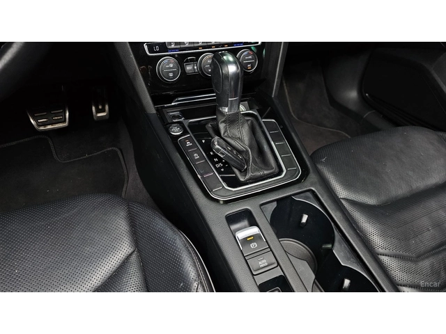 VW Arteon 2.0TDI PREMIUM* КОЖА* ОБДУХВ* ПАНО* МАСАЖИ - автомобили, коли, обяви за нови и употребявани 6
