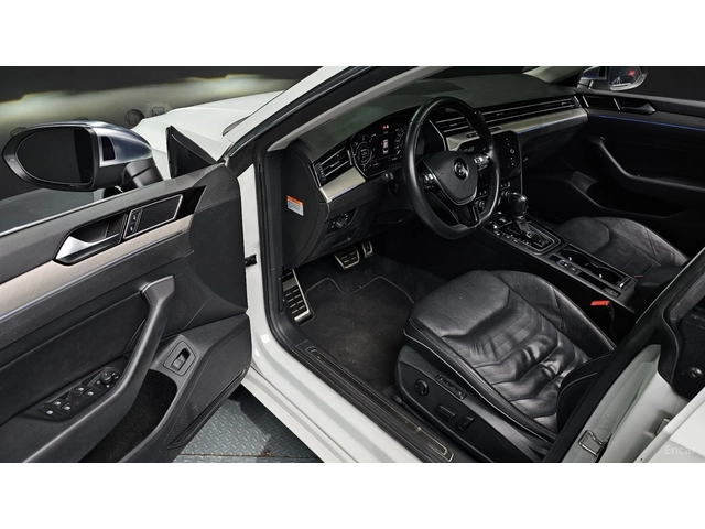 VW Arteon 2.0TDI PREMIUM* КОЖА* ОБДУХВ* ПАНО* МАСАЖИ - автомобили, коли, обяви за нови и употребявани 7
