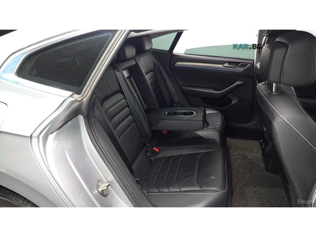 VW Arteon Prestige* 2.0TDI* ПОДГРЕВ* ОБДУХ* 360* ДИСТРОНИК* - автомобили, коли, обяви за нови и употребявани 9