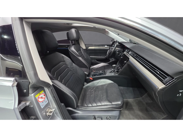 VW Arteon 2.0 TDI Prestige | HUD | ACC | Memory - автомобили, коли, обяви за нови и употребявани 14