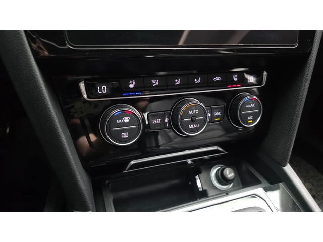 VW Arteon 2.0 TDI Prestige | HUD | 360  Камера | Distronic - автомобили, коли, обяви за нови и употребявани 9