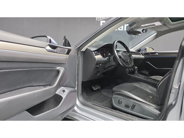 VW Arteon 2.0 TDI Prestige | HUD | ACC | Memory - автомобили, коли, обяви за нови и употребявани 15