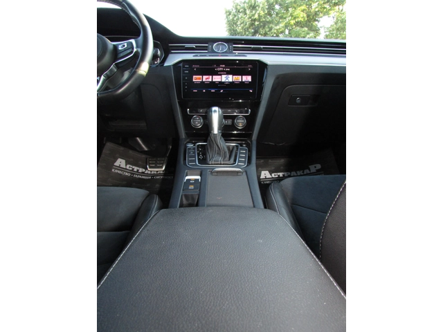 VW Arteon 2.0i R-LINE EURO6 - автомобили, коли, обяви за нови и употребявани 10