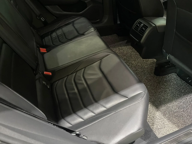 VW Arteon 2.0 TDI ! Premium ! - автомобили, коли, обяви за нови и употребявани 11