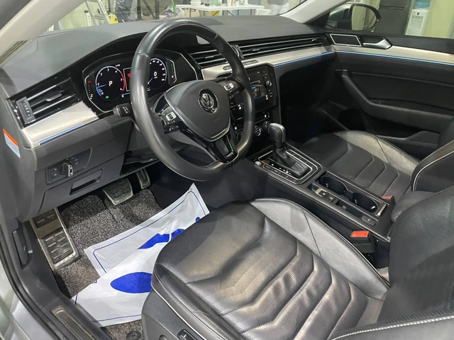 VW Arteon 2.0 TDI ! Premium ! - автомобили, коли, обяви за нови и употребявани 7