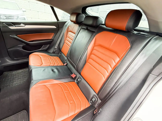 VW Arteon NO ACCIDENT l MASSAGE SEAT All Wheel Drive - автомобили, коли, обяви за нови и употребявани 18
