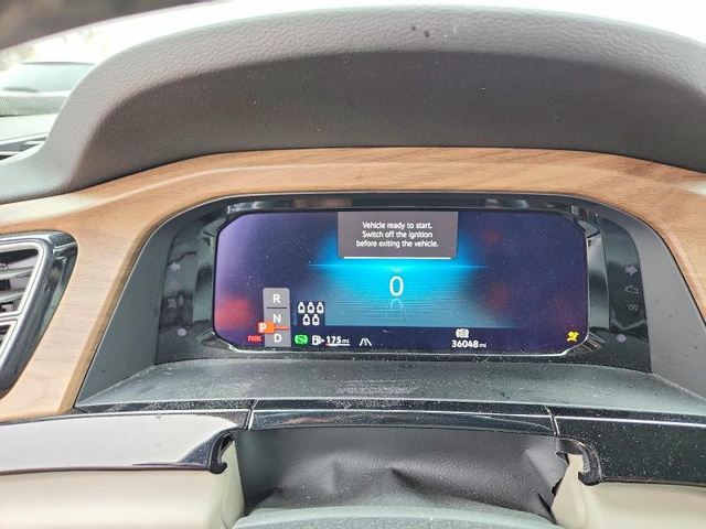 VW ATLAS 2.0L 4 ALL WHEEL DRIVE - автомобили, коли, обяви за нови и употребявани 8