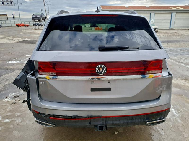 VW ATLAS 2.0L 4 Front-wheel Drive - автомобили, коли, обяви за нови и употребявани 5
