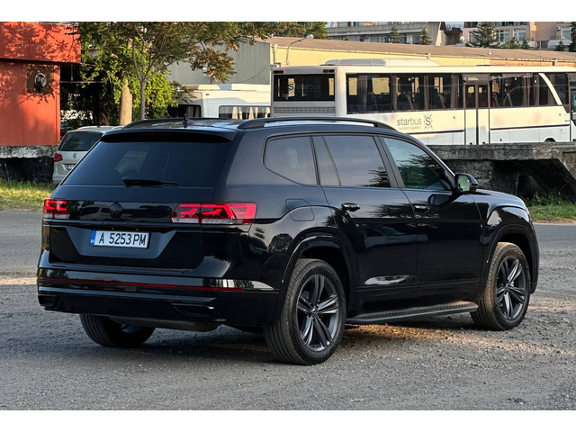 VW Atlas 2.0L 4Motion, R-Line - автомобили, коли, обяви за нови и употребявани 2