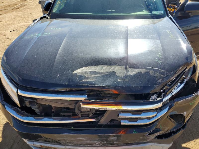 VW Atlas 3.6L 6 All Wheel Drive - автомобили, коли, обяви за нови и употребявани 11