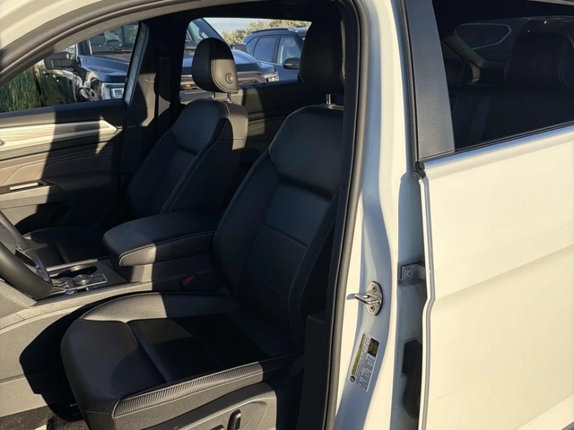 VW Atlas Cross Sport Comfortline * V6 * CARFAX - автомобили, коли, обяви за нови и употребявани 6