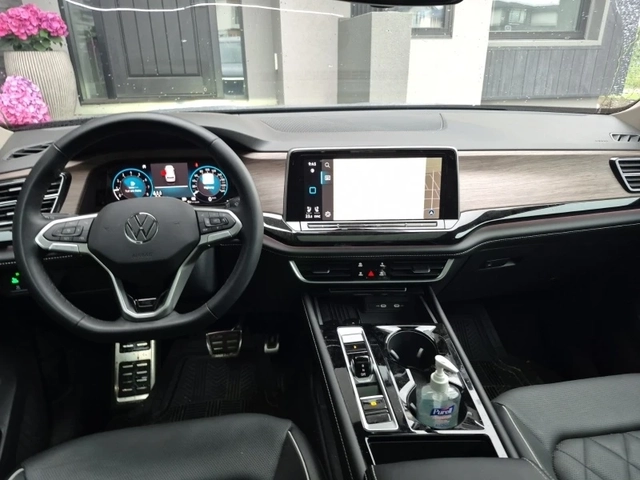 VW Atlas EXECLINE * * CARFAX * * АВТО КРЕДИТ * * - автомобили, коли, обяви за нови и употребявани 9