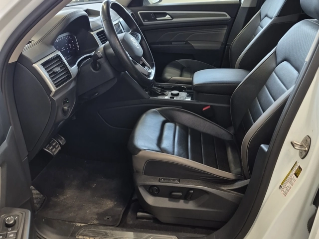 VW Atlas Execline * ПАНОРАМА * СЕРВИЗHA ИСТ * CARFAX - автомобили, коли, обяви за нови и употребявани 7