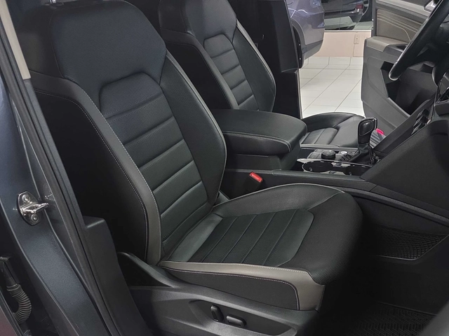 VW Atlas Execline * ПАНОРАМА * СЕРВИЗАН ИСТ * CARFAX - автомобили, коли, обяви за нови и употребявани 7