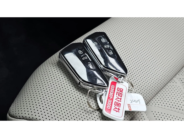 VW Atlas R-LINE| | HUD| 360| ПАНО| ПОДГРЕВ| ОБДУХВАНЕ - автомобили, коли, обяви за нови и употребявани 15