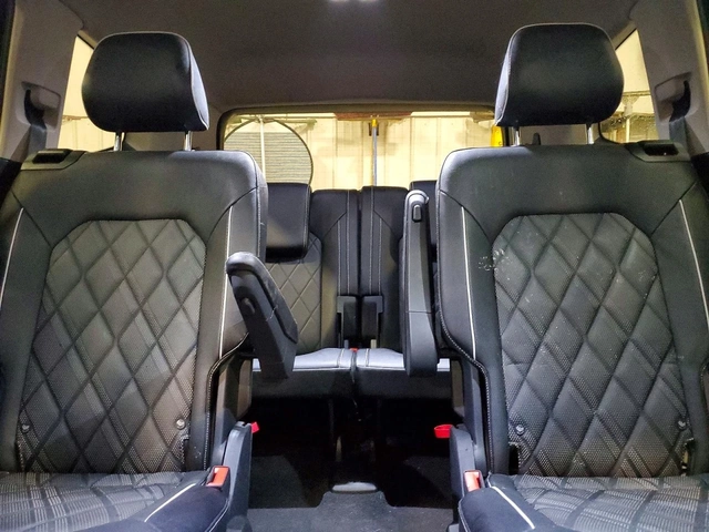 VW Atlas PREMIUM* R-LINE* ПАНО* ПОДГРЕВ* КОЖА* KEYLESS* - автомобили, коли, обяви за нови и употребявани 9