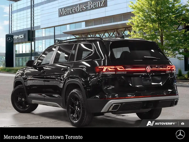 VW Atlas Safety Certified | Wild Peak Edition | Carplay | All Wheel Drive - автомобили, коли, обяви за нови и употребявани 3