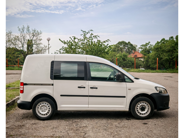 VW Caddy 1.6TDI EURO 5 - автомобили, коли, обяви за нови и употребявани 3
