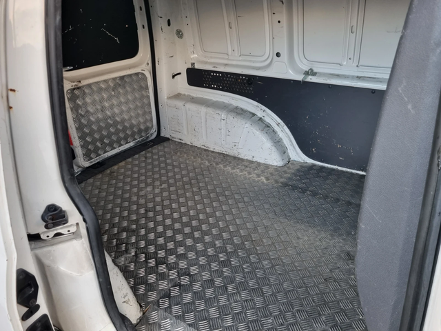 VW Caddy 2, 000TDI EURO5B - автомобили, коли, обяви за нови и употребявани 12