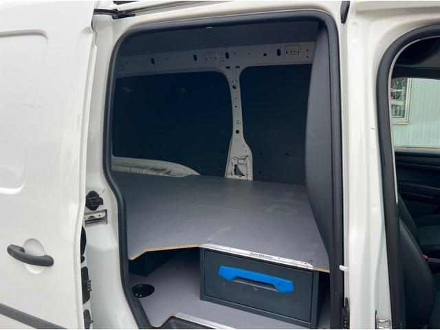 VW Caddy 2.0TDI 102к.с. MAXI Реален пробег!!! - автомобили, коли, обяви за нови и употребявани 4