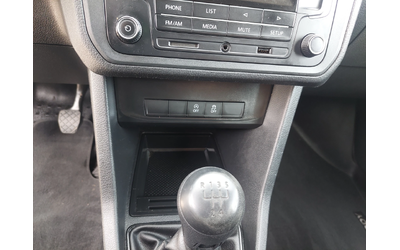 VW Caddy MAXI 2, 0TDI 102ps - автомобили, коли, обяви за нови и употребявани 10